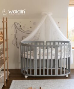 Waldin Oval Baby-Bett Mitwachsend Komplett Set 7in1, Gitterbett, Kinderbett mit Matratze, Wickelkommode, Beistellbett, Holz Weiß