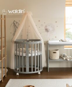 Waldin Oval Baby-Bett Mitwachsend Komplett Set 7in1, Gitterbett, Kinderbett mit Matratze, Wickelkommode, Beistellbett, Holz Weiß