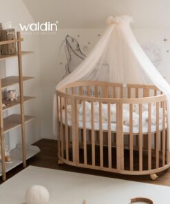 Waldin Oval Baby-Bett Mitwachsend Komplett Set 7in1, Gitterbett, Kinderbett mit Matratze, Wickelkommode, Beistellbett, Holz Weiß